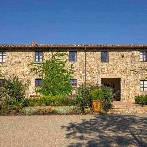 Pietra del Cabreo Relais de Charme stone building